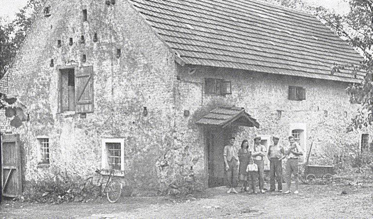 LA COUR DU MOULIN